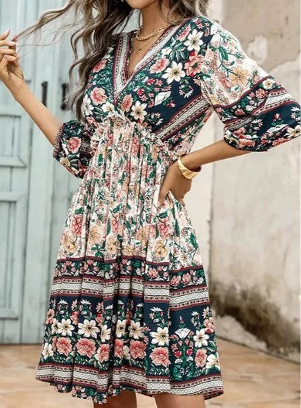 Amelia – kurzärmliges bedrucktes boho-kleid für damen