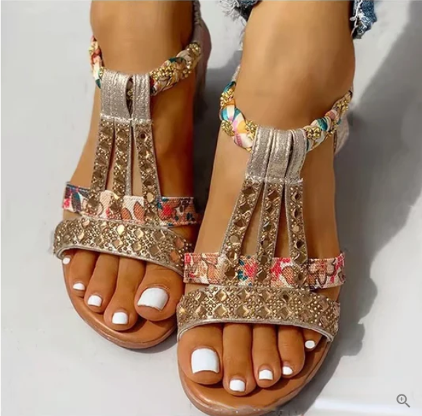 Mia – sandalen mit keilabsatz